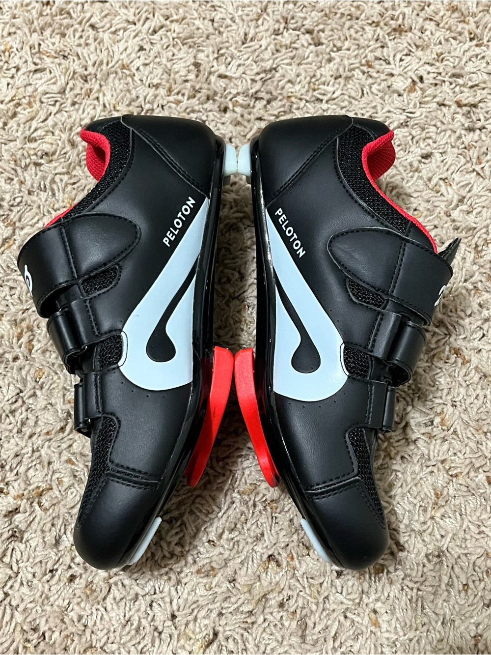 Peloton Stationary Bike Clip In Shoes Size 38//Women's 7 Black Red White Cycling - Picture 3 of 7